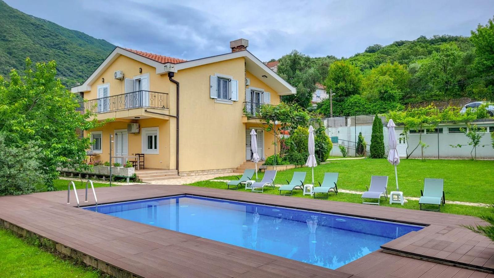 Villa, Pool And Relax For 12 Persons Kuti Ngoại thất bức ảnh
